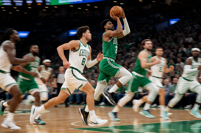 绿茵直播NBA篮球赛事专题，展示篮球场球员投篮与快攻场景